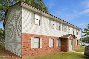 108 Ravenwood Dr, Jacksonville, NC 28546 - Photo 18