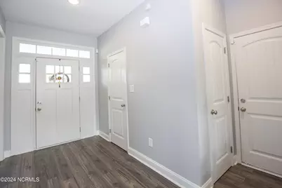 1253 Yellowwood Drive, Aberdeen, NC 28315 - Photo 4