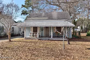 828 S Tillery St, Rocky Mount, NC 27803 - Photo 1