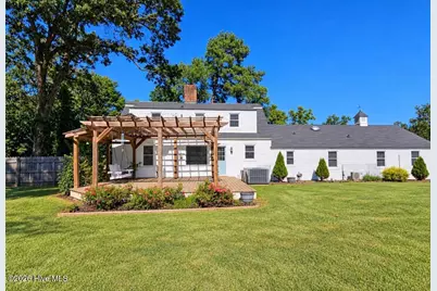 206 Woodland Drive, Clinton, NC 28328 - Photo 4