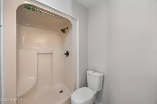 5122A Greenville Loop Rd, Wilmington, NC 28409 - Photo 8