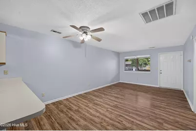 522 S Kerr Avenue #Apt 42, Wilmington, NC 28403 - Photo 8