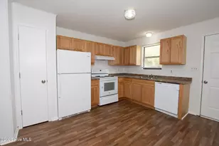 104 Ravenwood Dr, Jacksonville, NC 28546 - Photo 6