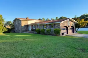 99 W Cornwallis Rd, Riegelwood, NC 28456 - Photo 4