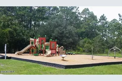 1805 Salisbury Road, Southport, NC 28461 - Photo 32