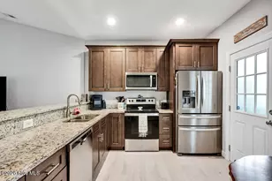 1805 Salisbury Rd, Southport, NC 28461 - Photo 12