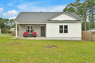 1805 Salisbury Rd, Southport, NC 28461 - Photo 1