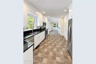 1003 E Rock Spring Road, Greenville, NC 27858 - Photo 6
