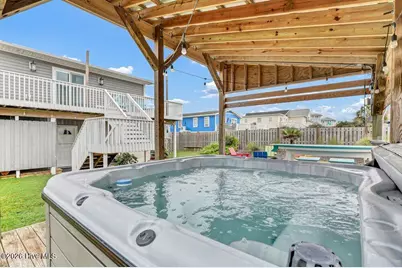 1720 N New River Drive, Surf City, NC 28445 - Photo 4