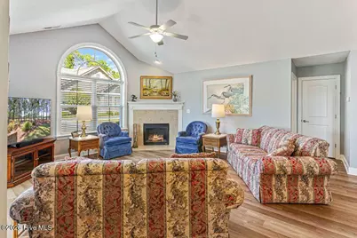 125 W Chelsea Court, Southern Pines, NC 28387 - Photo 8
