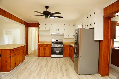 1215 N Respess Street, Washington, NC 27889 - Photo 4