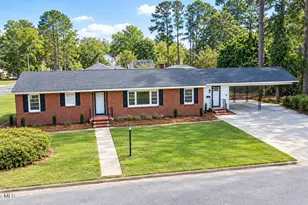 1215 N Respess St, Washington, NC 27889 - Photo 1
