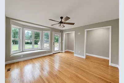 217 E Donaldson Avenue, Raeford, NC 28376 - Photo 16