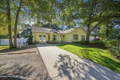 305 Hedingham Lane, Wilmington, NC 28412 - Photo 2