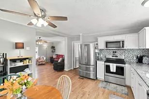 166 NE 5th St, Oak Island, NC 28465 - Photo 18
