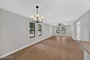 1114 Orange St, Wilmington, NC 28401 - Photo 10