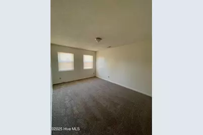 204 Cordell Circle, Jacksonville, NC 28540 - Photo 6