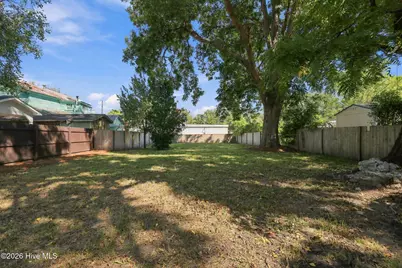 206 E 2nd Street, Washington, NC 27889 - Photo 10