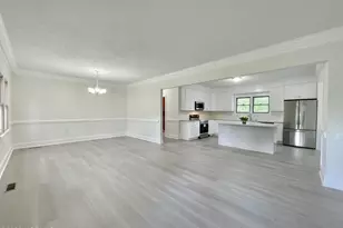 266 W Frink St, Whiteville, NC 28472 - Photo 6