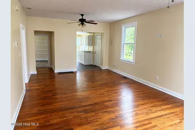 425 Henry Street, Wilmington, NC 28405 - Photo 2