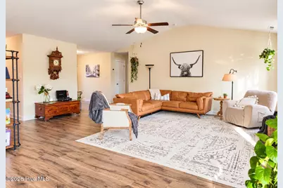 110 Village Creek Drive, Maysville, NC 28555 - Photo 4