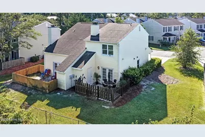 106 Lullwater Drive #Unit B, Wilmington, NC 28403 - Photo 4