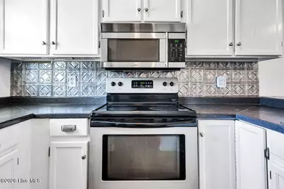 106 Lullwater Drive #Unit B, Wilmington, NC 28403 - Photo 12
