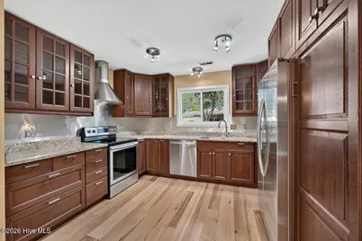 1009 Bay Creek Drive, Wilmington, NC 28405 - Photo 10