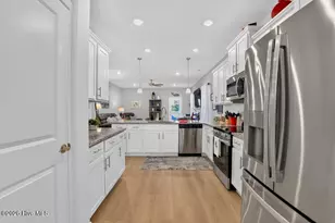 1010 Midnight Bourbon Mnr, New Bern, NC 28562 - Photo 8