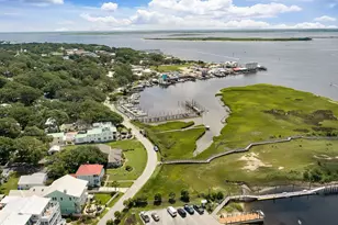 117 NE 19th St, Oak Island, NC 28465 - Photo 78