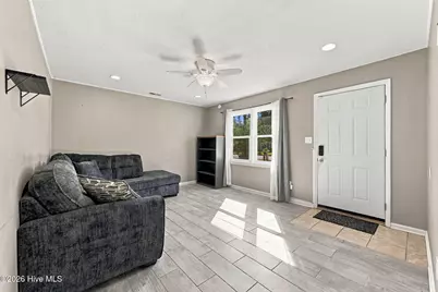 436 Kenwood Drive, Jacksonville, NC 28540 - Photo 4