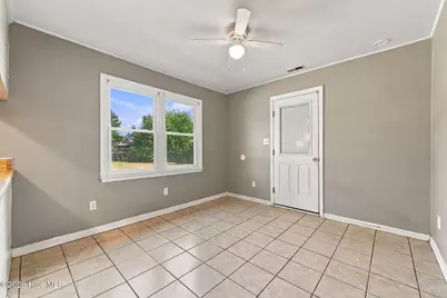 436 Kenwood Drive, Jacksonville, NC 28540 - Photo 14