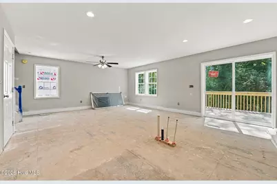 215 E Moore Street, Robbins, NC 27325 - Photo 8