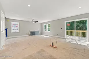 215 E Moore St, Robbins, NC 27325 - Photo 8