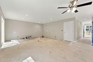 215 E Moore St, Robbins, NC 27325 - Photo 6