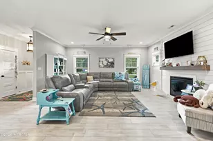 101 E Robin Ct, South Mills, NC 27976 - Photo 8