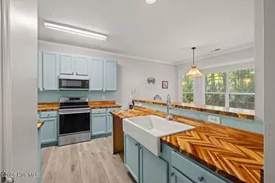 8203 Shadow Stone Court, Raleigh, NC 27613 - Photo 6