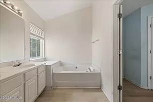 8203 Shadow Stone Ct, Raleigh, NC 27613 - Photo 14