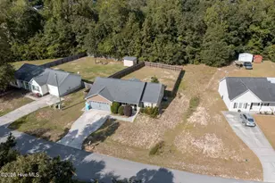 105 Worvin Ln, Richlands, NC 28574 - Photo 36