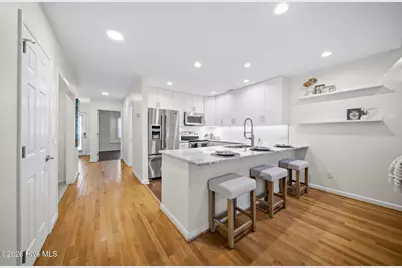 1800 Eastwood Road #Apt 112, Wilmington, NC 28403 - Photo 4