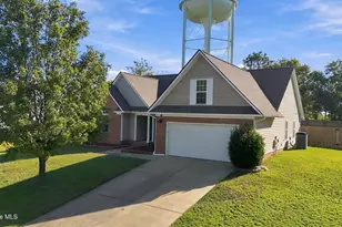 48 Boulder Dr, Sanford, NC 27332 - Photo 2