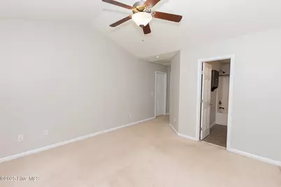 606 Mattocks Avenue, Maysville, NC 28555 - Photo 22