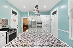 601 W Main St, Elizabeth City, NC 27909 - Photo 4