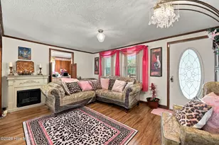 409 E Railroad St, Robersonville, NC 27871 - Photo 6