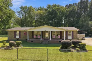 409 E Railroad St, Robersonville, NC 27871 - Photo 4