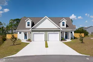 303 Coastal Reef Ct, Holly Ridge, NC 28445 - Photo 2