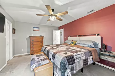 161 Core Road, Richlands, NC 28574 - Photo 4