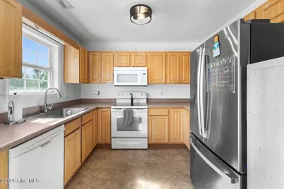 234 Red Carnation Drive, Holly Ridge, NC 28445 - Photo 8