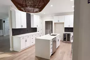 1604 Sound Watch Dr, Wilmington, NC 28409 - Photo 2
