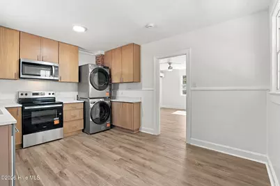 1106 Hanover Avenue SW, Wilson, NC 27893 - Photo 6